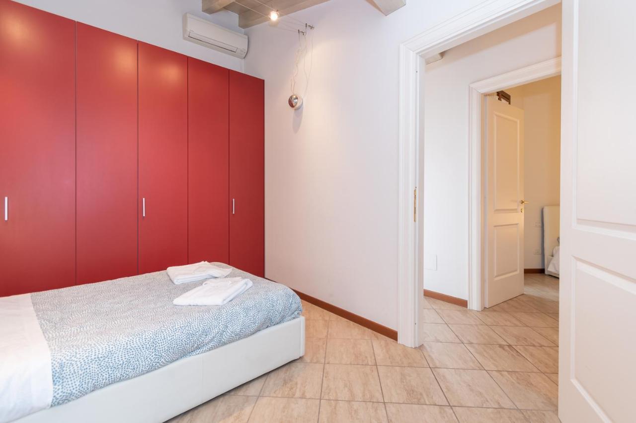 Trilocale Rua Sovera 85 - F&L Aparment เบรเชีย ภายนอก รูปภาพ